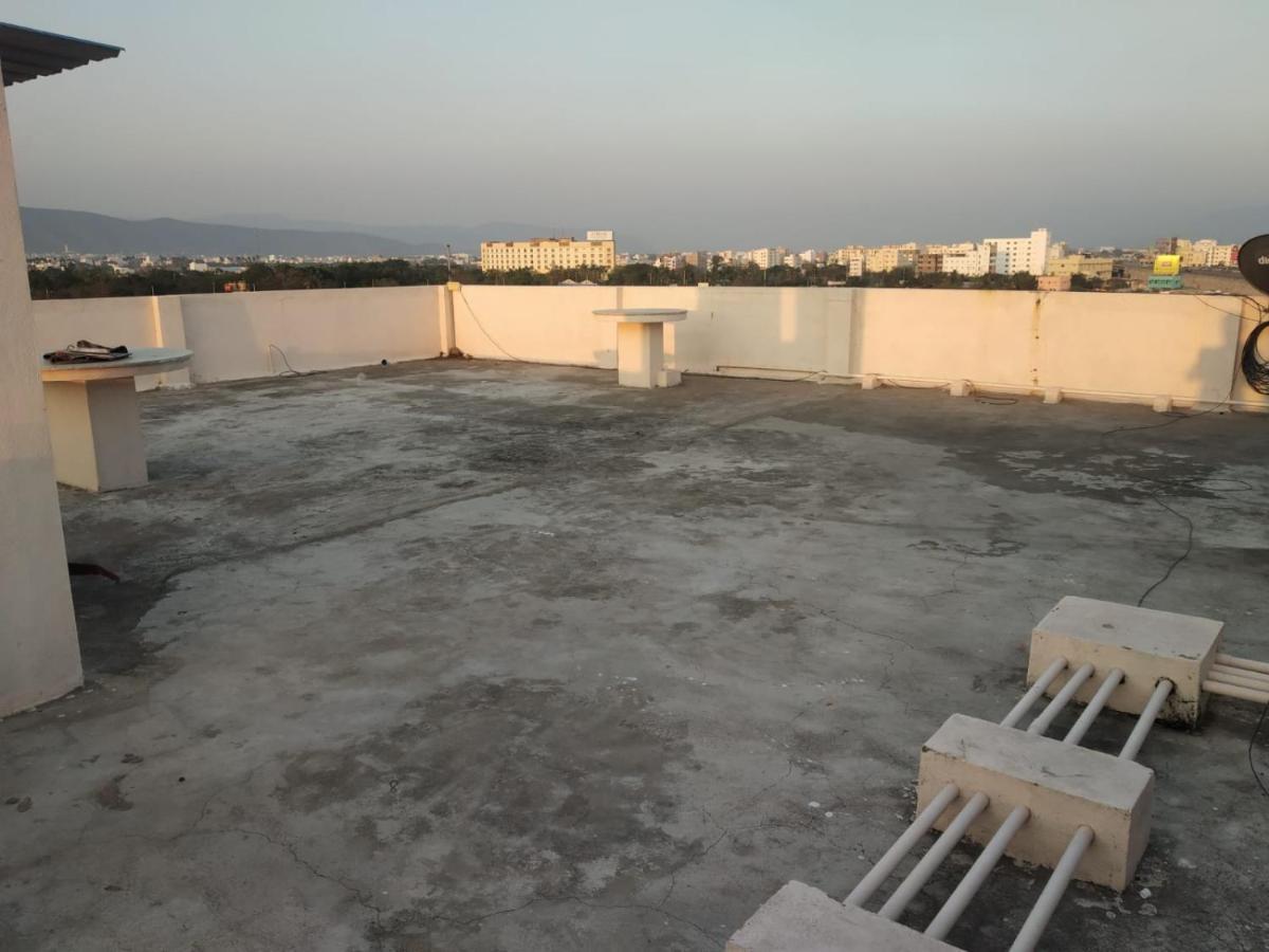 Sls Homestay - Luxury Ac Service Apartments 1Bhk, 2Bhk, 3Bhk - Direct Flyover To Alipiri Tirumala Gate - Walk To Ps4 Pure Veg Restaurants, Supermarkets - Near To National Highway & Padmavathi Amma Temple - Modular Kitchen, Living Room -Free Superfast Tirupati Exterior foto