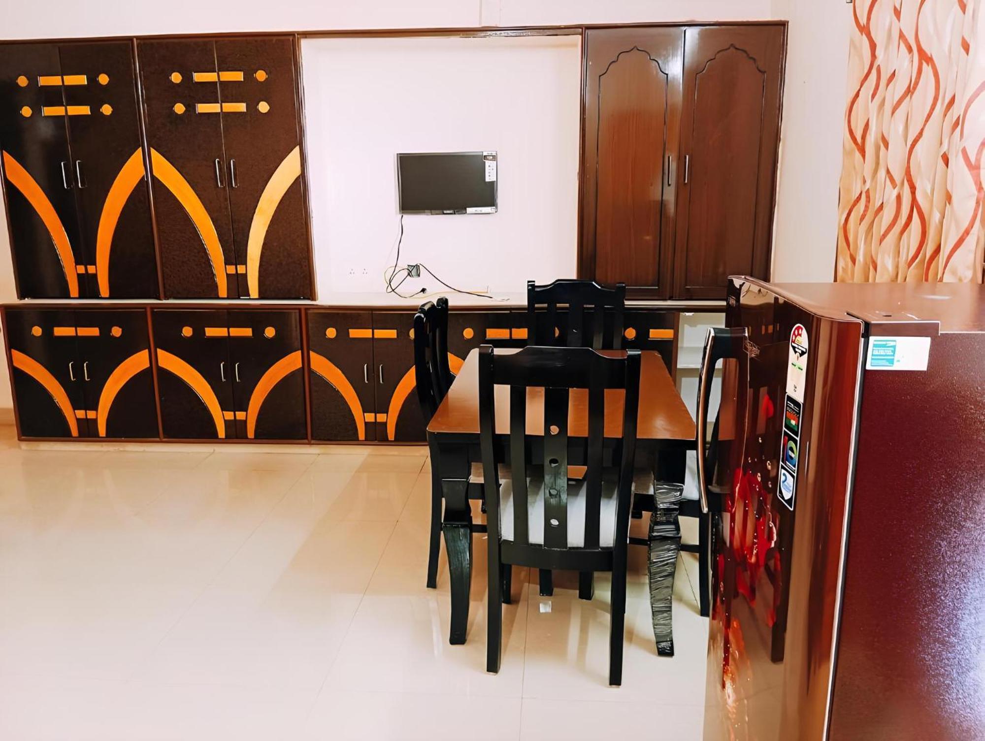 Sls Homestay - Luxury Ac Service Apartments 1Bhk, 2Bhk, 3Bhk - Direct Flyover To Alipiri Tirumala Gate - Walk To Ps4 Pure Veg Restaurants, Supermarkets - Near To National Highway & Padmavathi Amma Temple - Modular Kitchen, Living Room -Free Superfast Tirupati Exterior foto